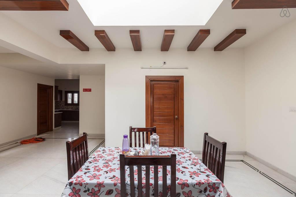 Eyrie Service Apartments Bangalore Camera foto